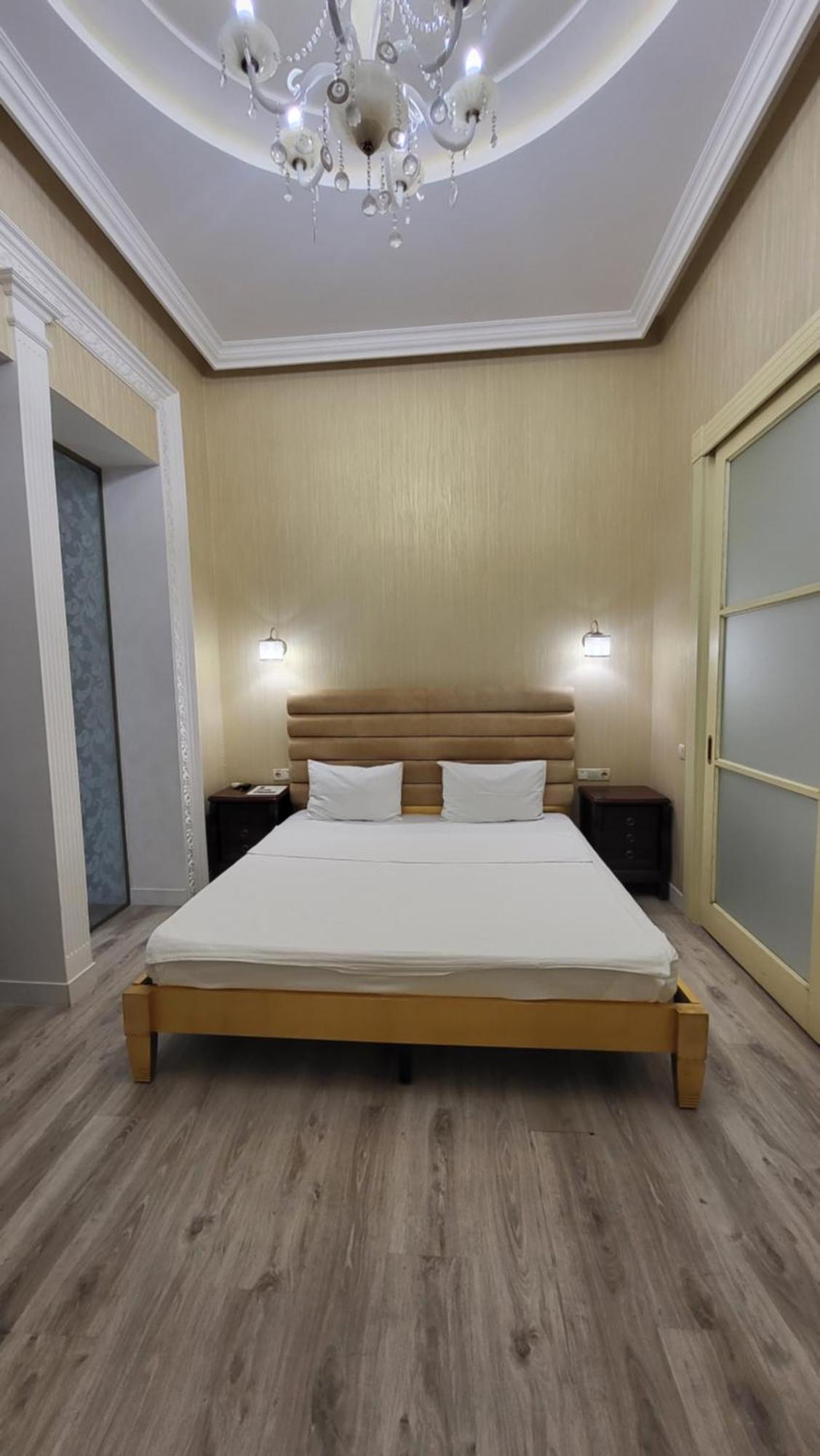 Hotel Menshikov Odesa Exterior photo
